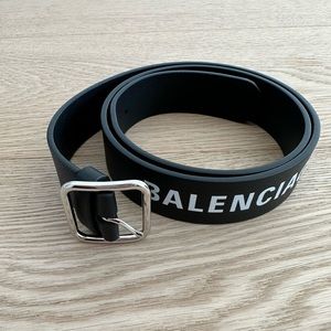Balenciaga belt size 75